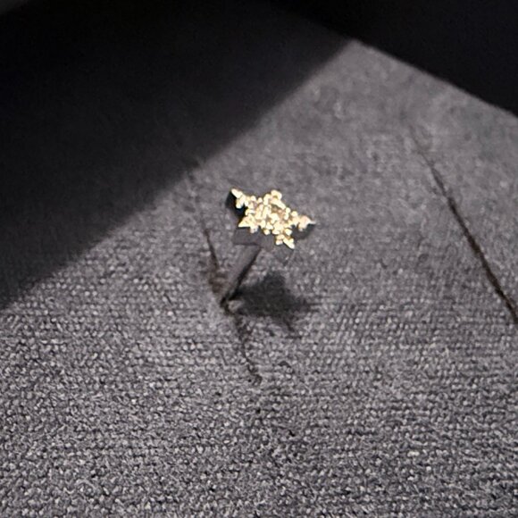 New MARIA TASH Diamond Star Threaded Stud Earring WG 4.5mm - Picture 3 of 6